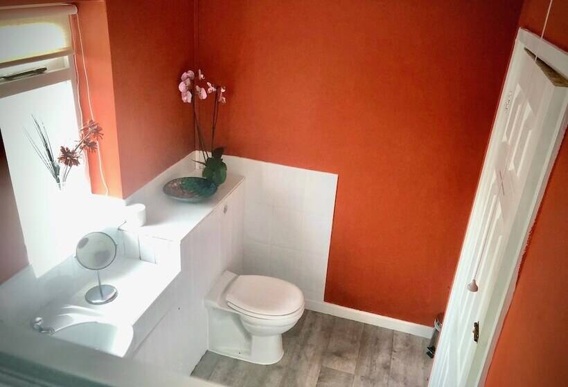 带双人床的经济房间, St Anne S Serviced Accommodation