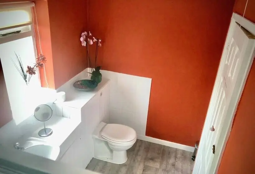 ダブルベッドのエコノミールーム, St Anne S Serviced Accommodation