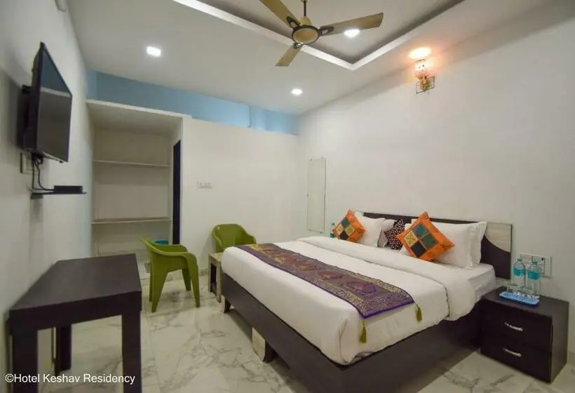 Chambre Deluxe, Keshav Residency