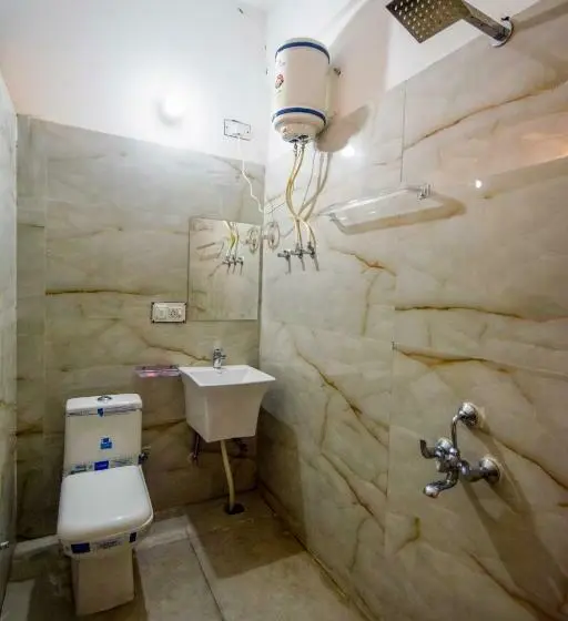 Chambre Deluxe, Keshav Residency
