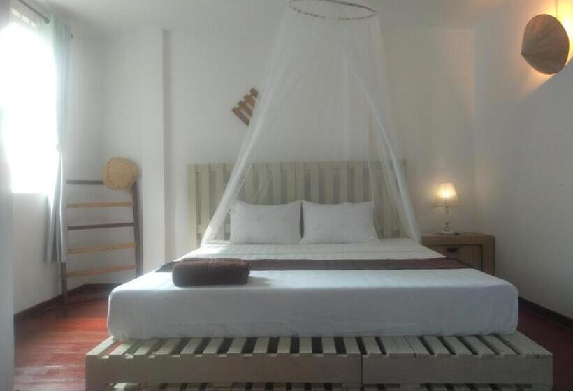 غرفة ديلوكس, Manoha Villa