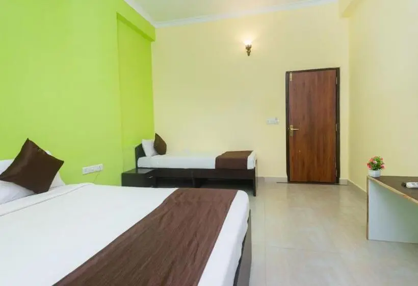 スーペリアールーム, Spring Height Hotels Near Mall De Goa