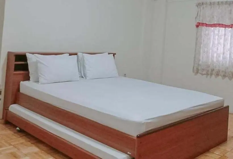 Deluxe Family Room, Villa Lotus E06 Syariah Redpartner