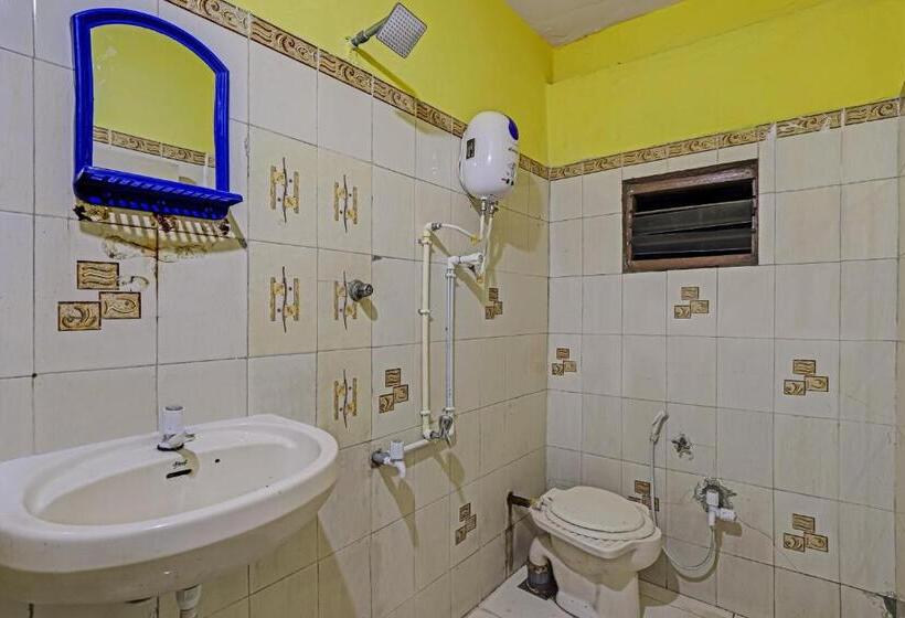 Standardrum, Spot On 73377 Hotel Sarovar Inn