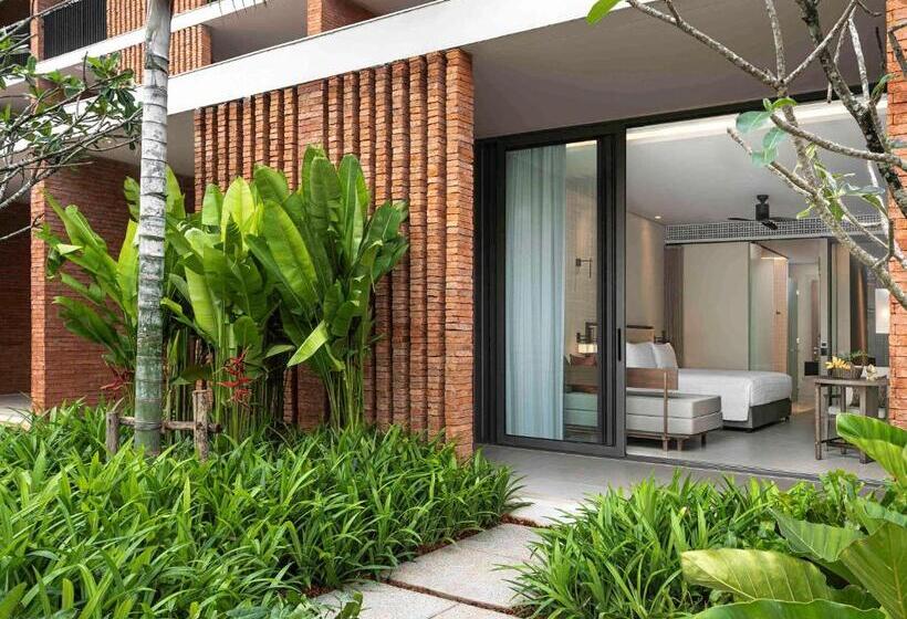 キングサイズベッドのデラックスルーム, Pullman Khao Lak Resort