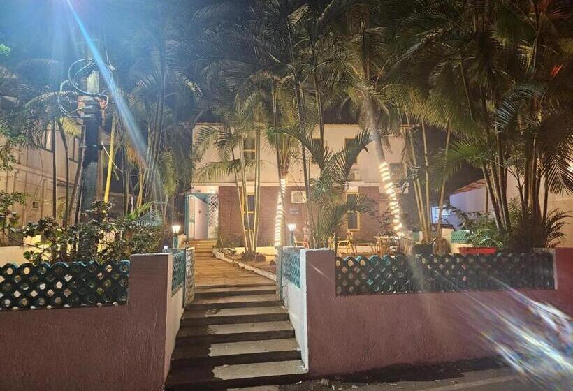 스탠다드 룸, Piggy Hostel Calangute