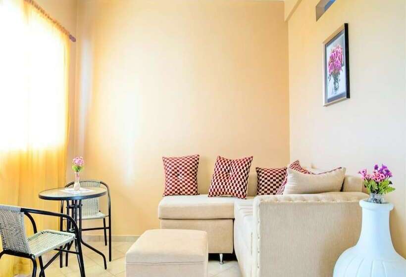 آپارتمان سلطنتی 1 خوابه, The Hope Plaza