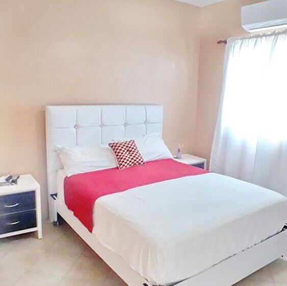 آپارتمان سلطنتی 1 خوابه, The Hope Plaza