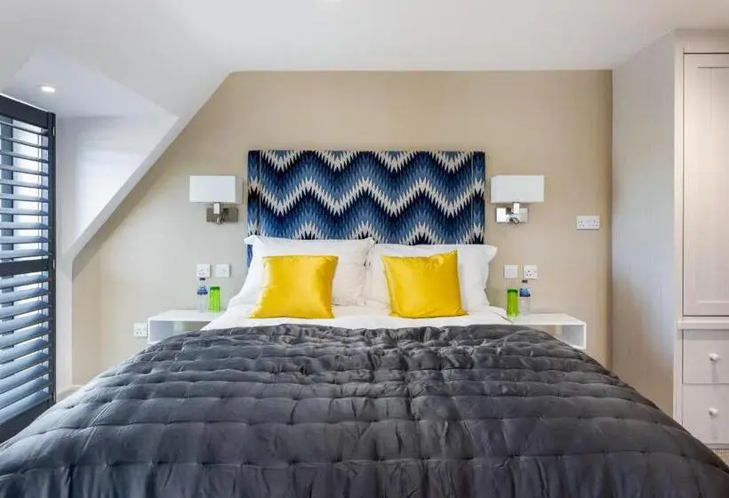 Junior Suite, Polzeath Beach House