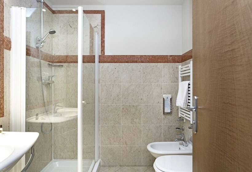 اتاق استاندارد, B&b Hotel Padova