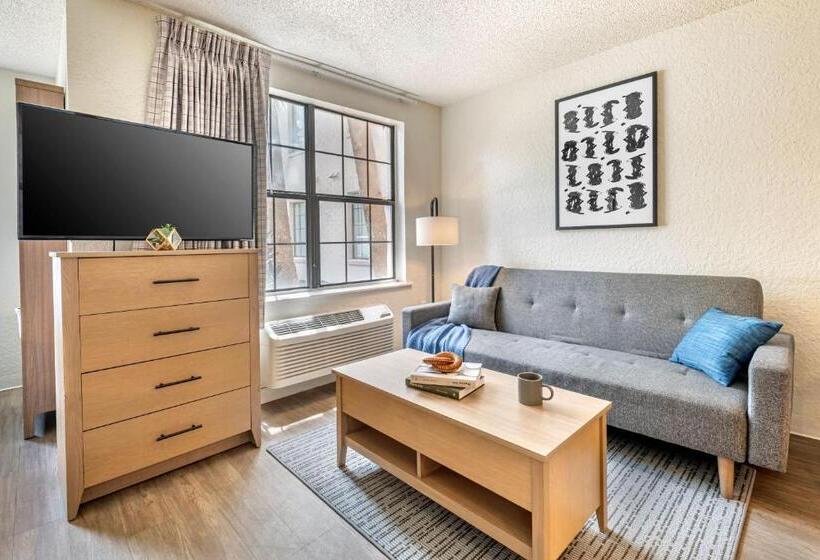 高级工作室, Intown Suites Extended Stay Greensboro Nc Airport