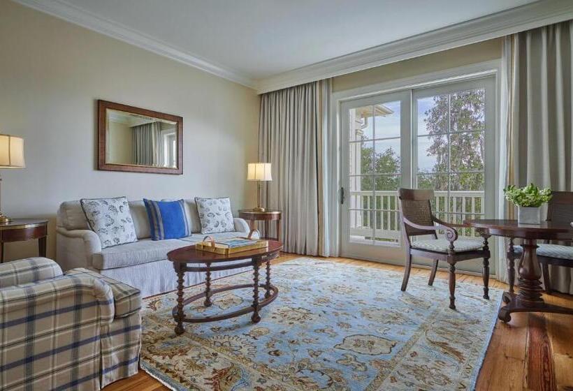 Suite with lake view, Montage Palmetto Bluff Residences