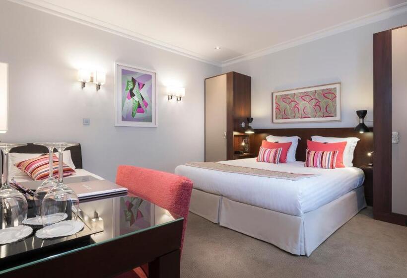 اتاق خانوادگی پرستیژ, Montfleuri