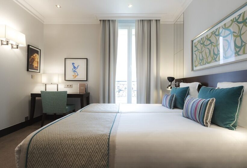 اتاق لوکس, Montfleuri