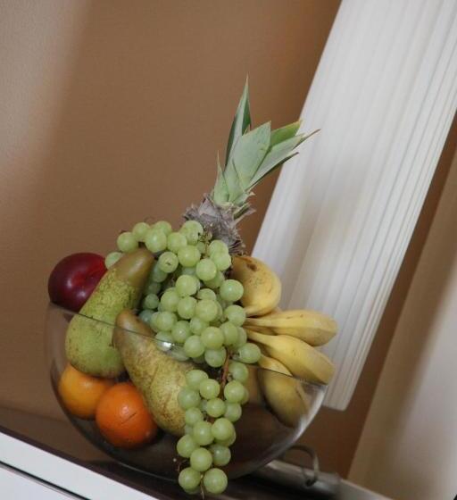 수피리어 룸, Regit