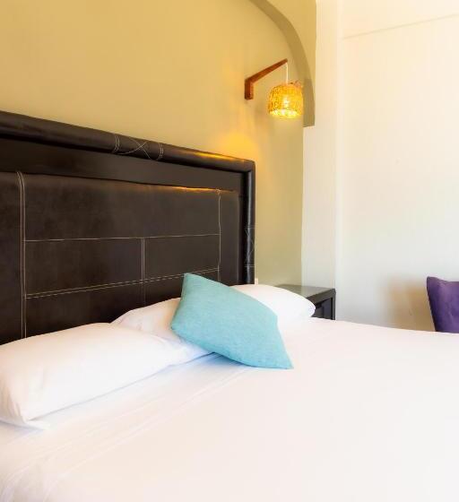 חדר סופריור עם מיטת קינג, Caribe Princess