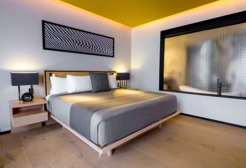 スイート, Galeria Plaza San Jeronimo