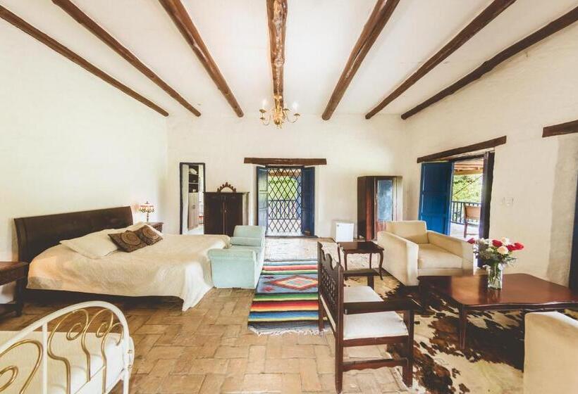 Suite with Terrace, Hacienda Pisoje