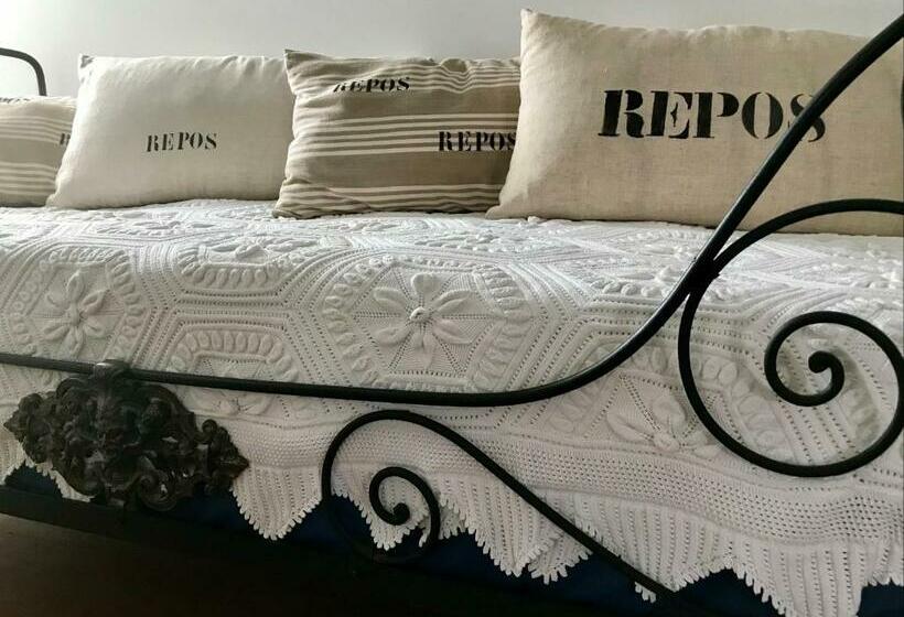 デラックスルーム, Les Cailloux Dorés