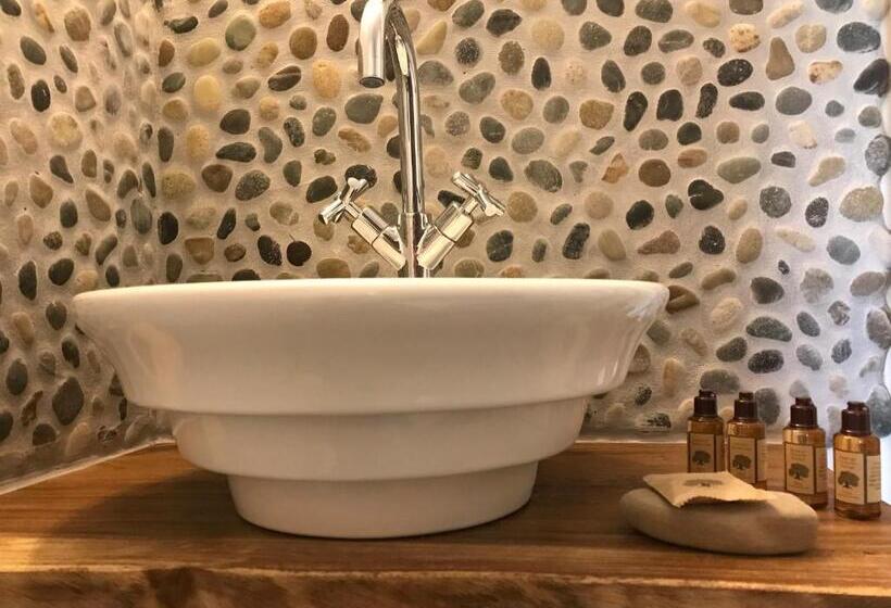 デラックスルーム, Les Cailloux Dorés