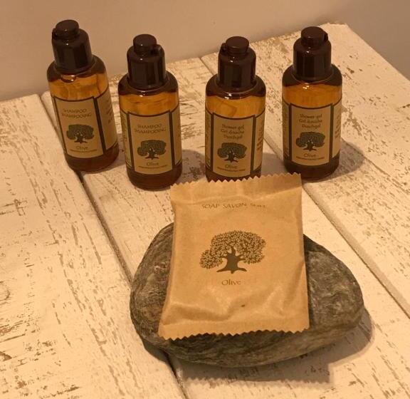 Номер Deluxe, Les Cailloux Dorés