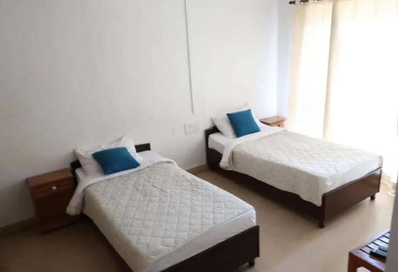 バルコニー付きスタンダードルーム, Zhim Zhim Guest House