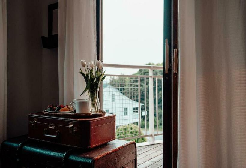 プレミアムシングルルーム, The Kent Motel