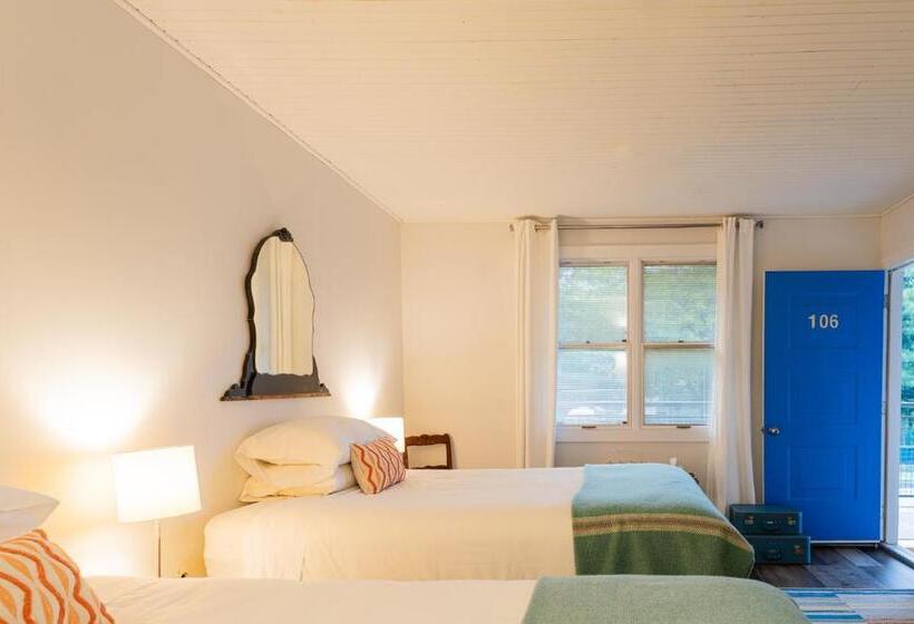 スタンダードルーム, The Kent Motel