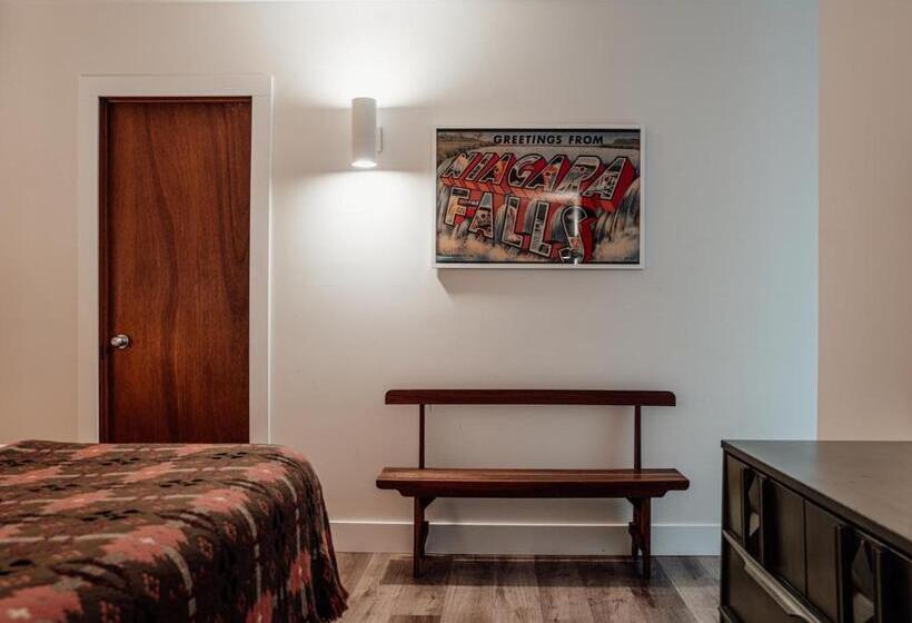 Люкс Кровать Кинг, The Kent Motel