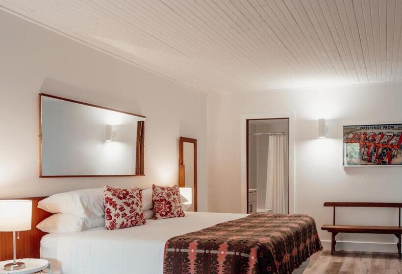 キングサイズベッドのスイートルーム, The Kent Motel
