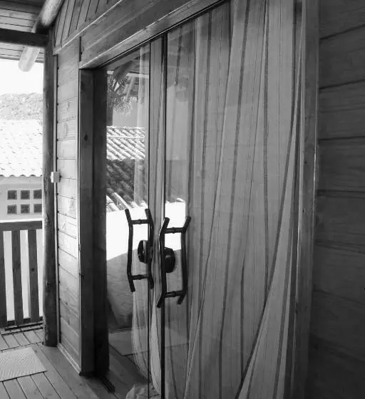 バルコニー付きスタンダードルーム, Guarda Encantada Surf Hostel