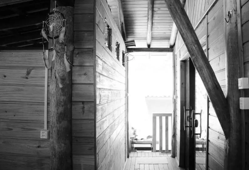 デラックスルーム, Guarda Encantada Surf Hostel