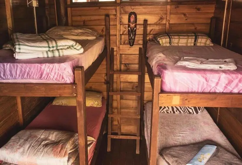 ルームシェアのワンベッド, Guarda Encantada Surf Hostel