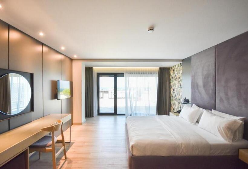 غرفة سوبيريور, Flamingo