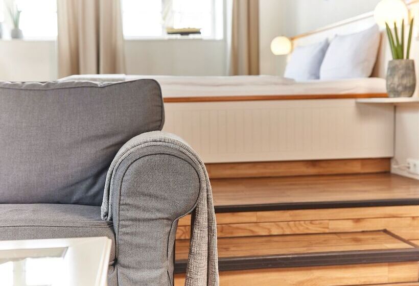 标准工作室, Pierspeicher Boardinghouse