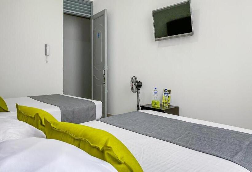 스탠다드 트리플 룸, Ayenda 1138 Apartahotel 109