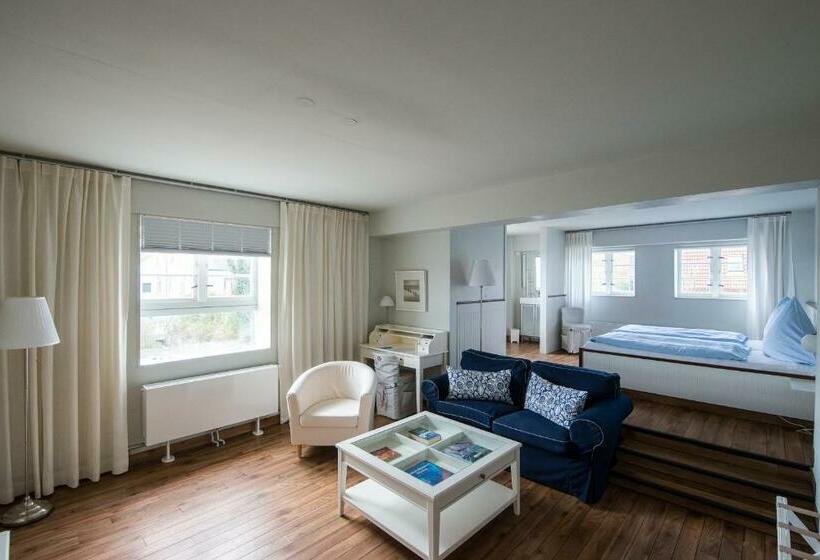 스탠다드 스튜디오, Pierspeicher Boardinghouse