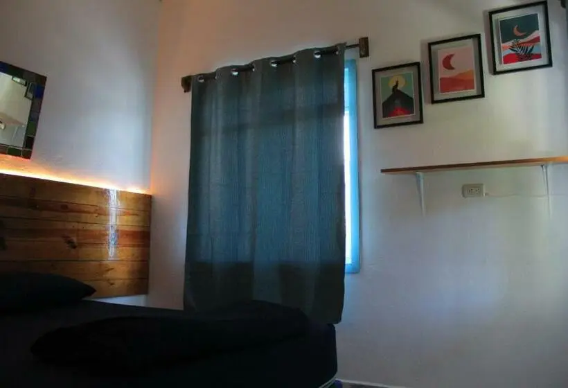 اتاق اکونومی, Casa Blanca   San Pedro