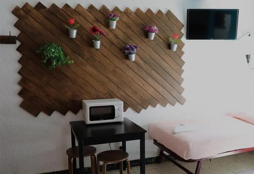 اتاق استاندارد چهار تخته, Pensión Fortea