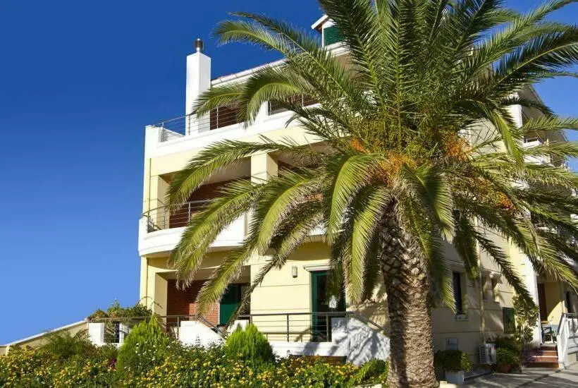 Estudio Estándar, Poseidon Studios