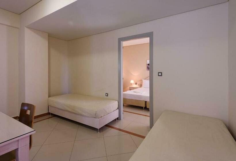 标准工作室, Poseidon Studios