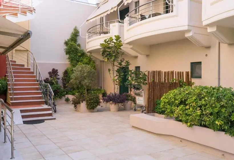 Habitación Estándar, Poseidon Studios