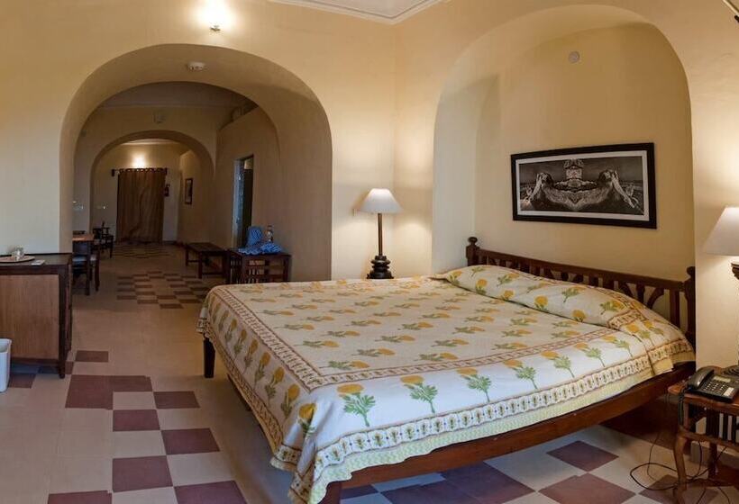 חדר סטנדרט, Neemrana S Tijara Fort Palace