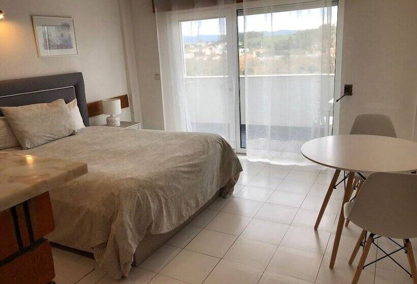 إستوديو قياسى, Curia Clube