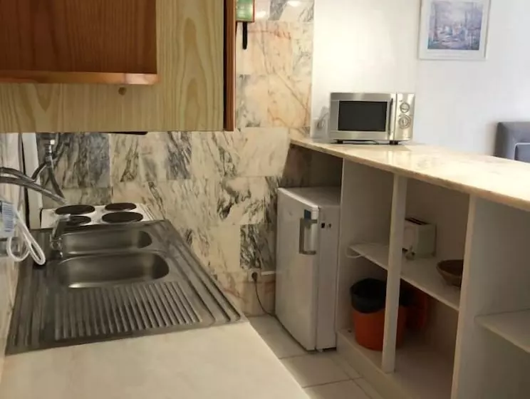 Standard-studio, Curia Clube