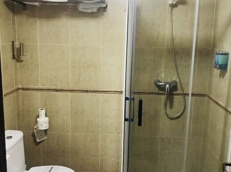 标准间, Cervantes