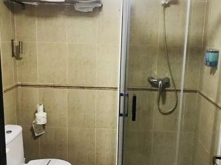Standard-huone, Cervantes
