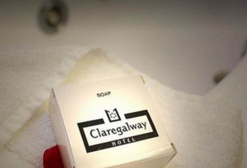 패밀리 룸, Claregalway