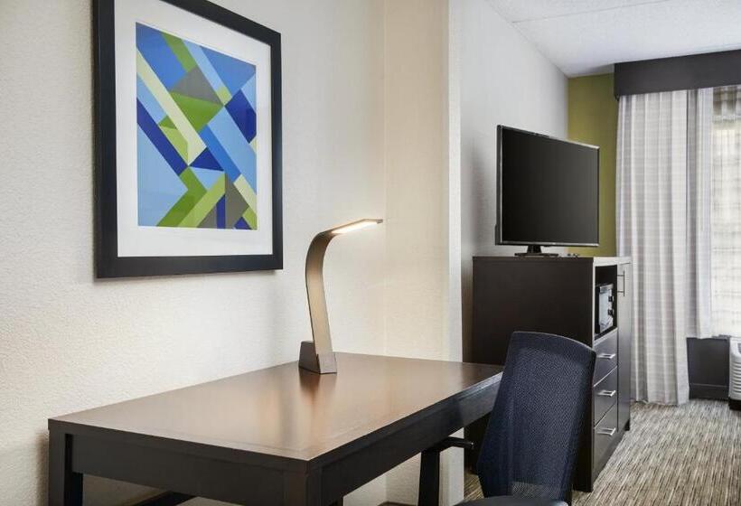 キングサイズベッドのスタンダードルーム, Holiday Inn Express & Suites Jacksonville South East   Medical Center Area, An Ihg
