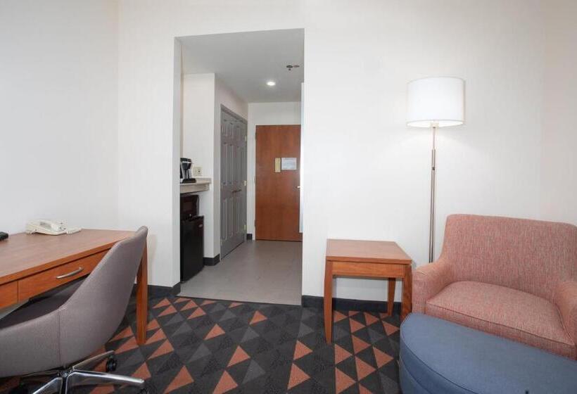 스탠다드 룸, Holiday Inn & Suites Goodyear   West Phoenix Area, An Ihg